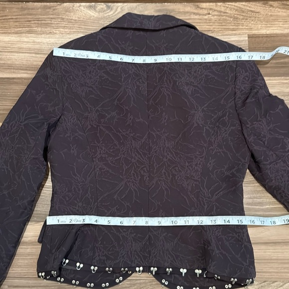 Alberto Makali Vintage Chocolate Embossed Abstract Hook Eye Embellished Jacket 8 - Picture 14 of 15